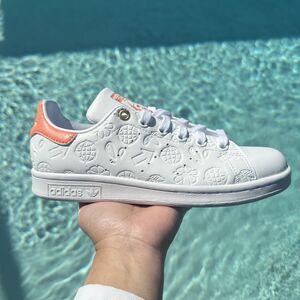 Adidas Stan Smith Embossed Graphics White Semi Coral Women's Shoes FX5677 SIZE 5